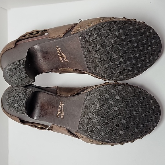 Dansko Ryder Mules Clogs Sz 39 US 8.5 9 Brown Leather Block Heel Studded Comfort - Picture 14 of 16